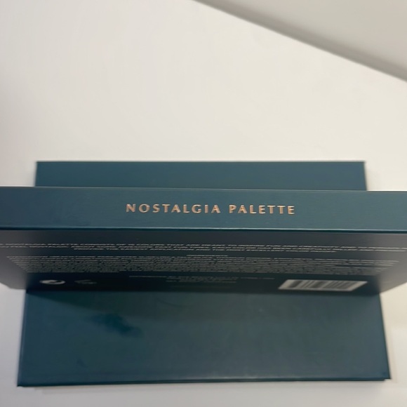 Ace Beauté nostalgia eyeshadow - Picture 5 of 5